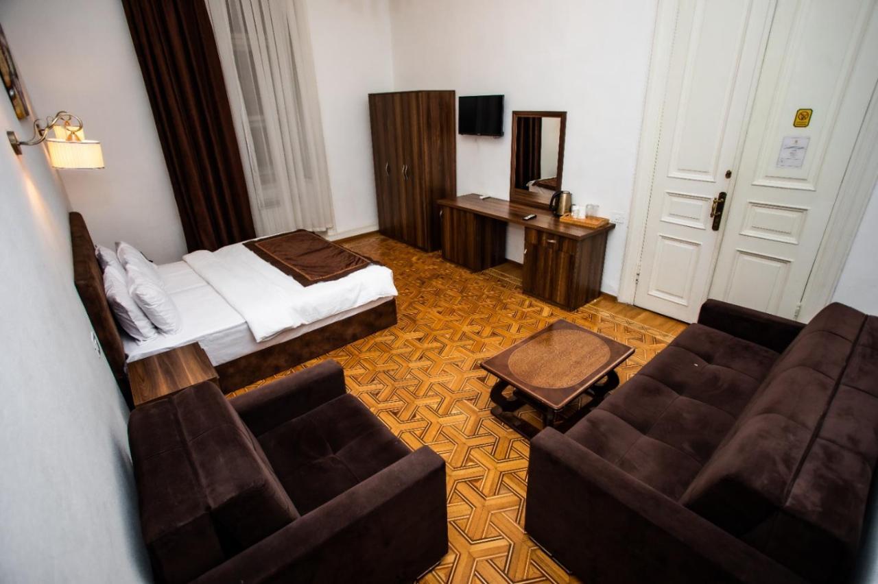 Malakan Hotel Baku Ngoại thất bức ảnh