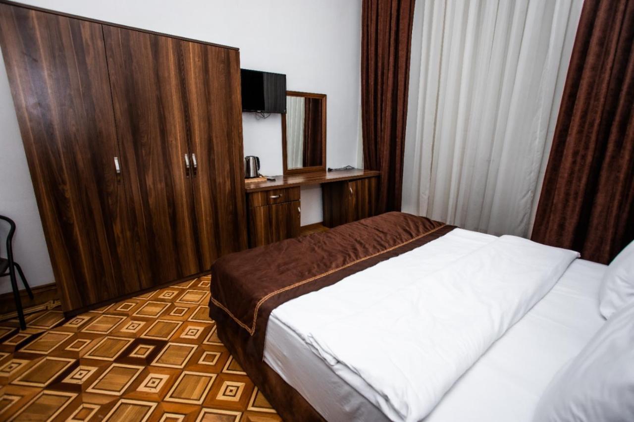 Malakan Hotel Baku Ngoại thất bức ảnh